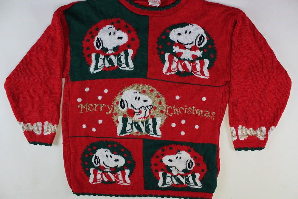Snoopy with wreaths, Medium, Christmas sweater
